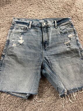 Old Navy SZ 12 Bermuda Shorts